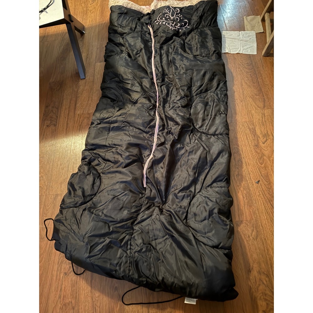 Mary Kay sleeping Bag Black Pink Damask Print Soft Lining Cozy sleep over